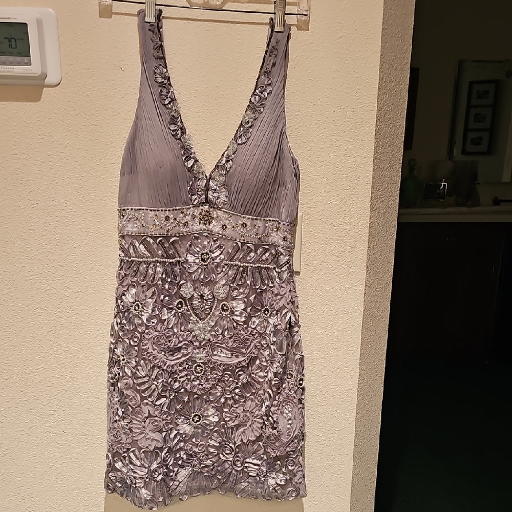 Silver Sequin Mini Altered waist down! Ptp17 Hip19 Some Loose beads/missing